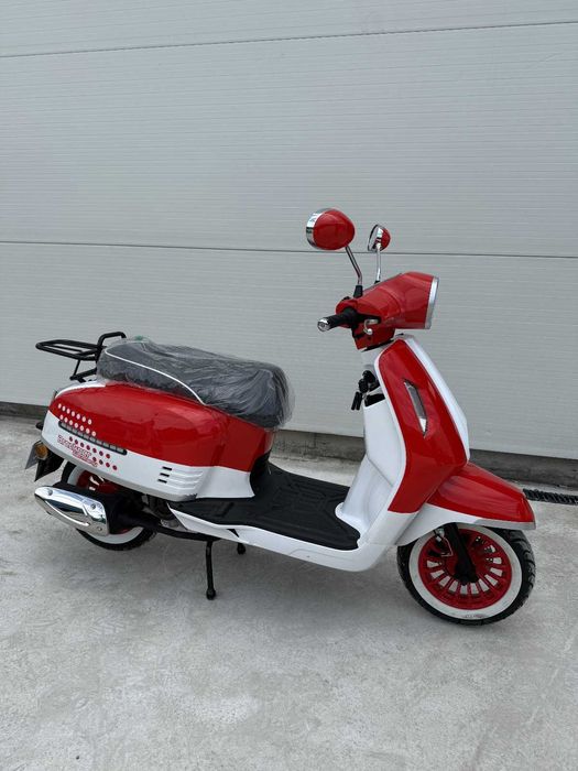 Scuter vintage pe benzina FREYA BRECKNER 49cc