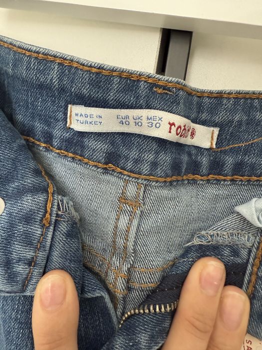 Джинсовая юбка.