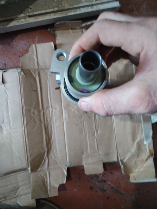 Главный тормозной цилиндр