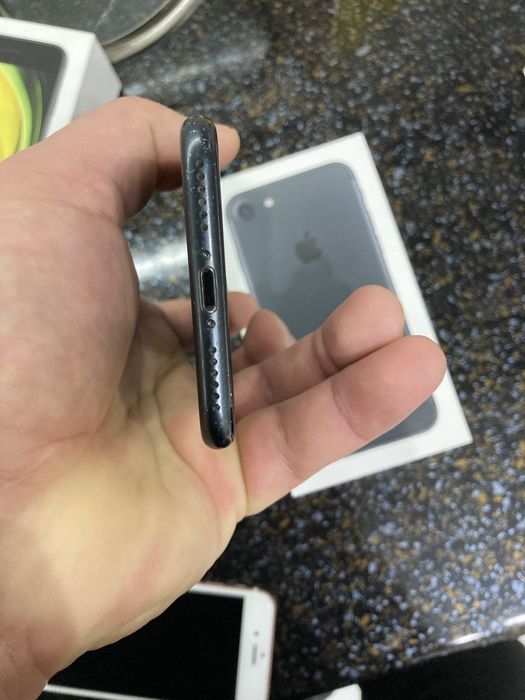 Iphone 7 tinniq 10/9