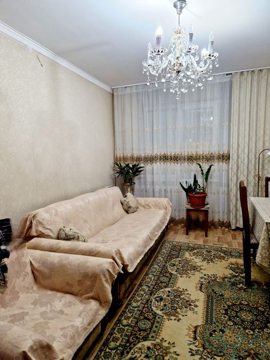 Продам трёхкомнатную квартиру