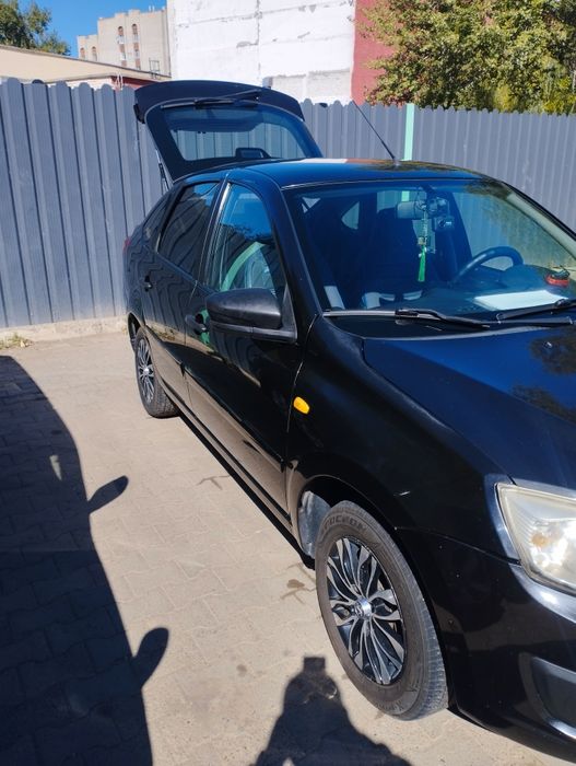 Продам машина Лада Гранта