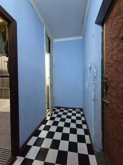 Продается 1ком.кв 1/4/4 -Чиланзар 21 квартал