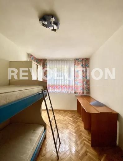 Дава се под наем Четиристаен апартамент в Варна, Център - 100 кв.м за 698.19 € - Снимка #4