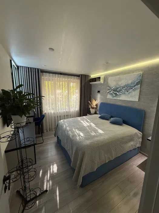 СРОЧНО! ПРОДАМ  квартира 3/2/4 на ЦУМ рядом Метро Космонавтов