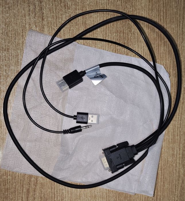Cablu USB A/HDMI/jack la VGA