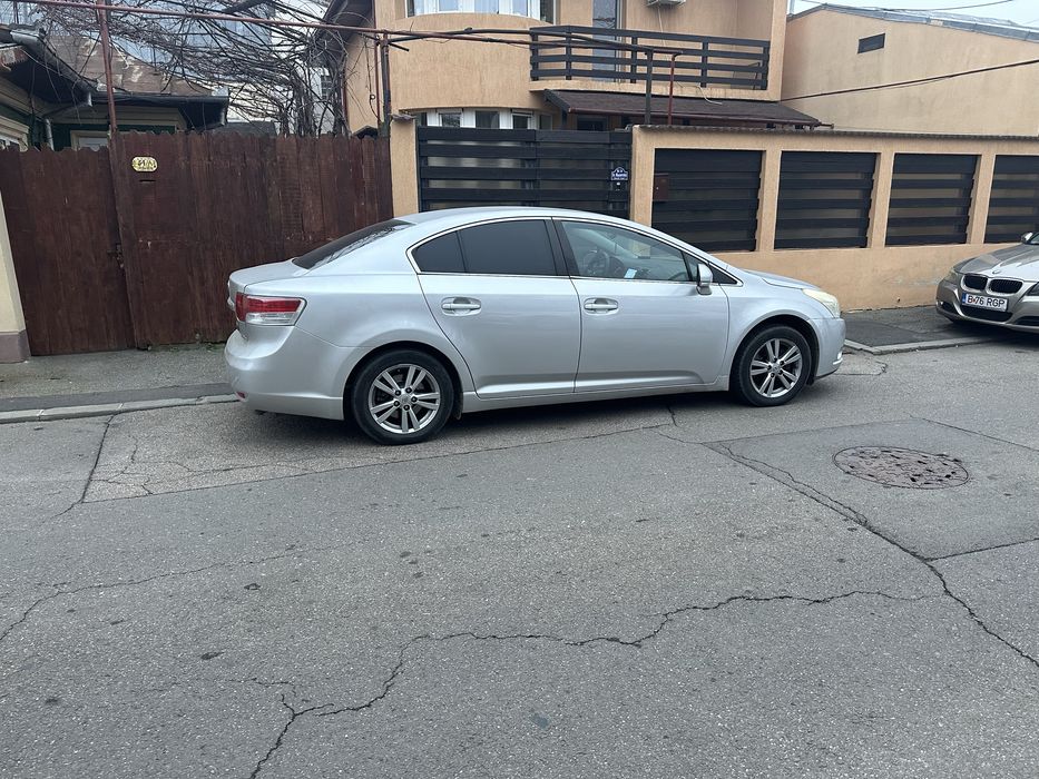 Toyota avensis t27 benzina cu gpl