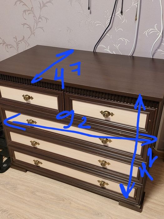 Спальный гарнитур