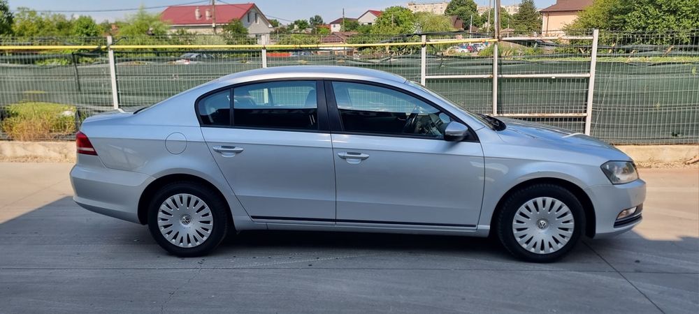 VOLKSWAGEN Passat 2012 — imagine 4