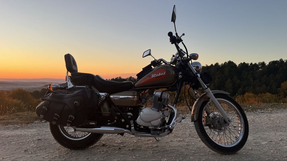 Moto Chopper HONDA REBEL 125 cmc 2000 impecabila