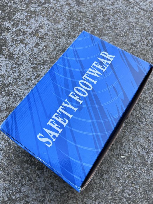 Защитни работни обувки