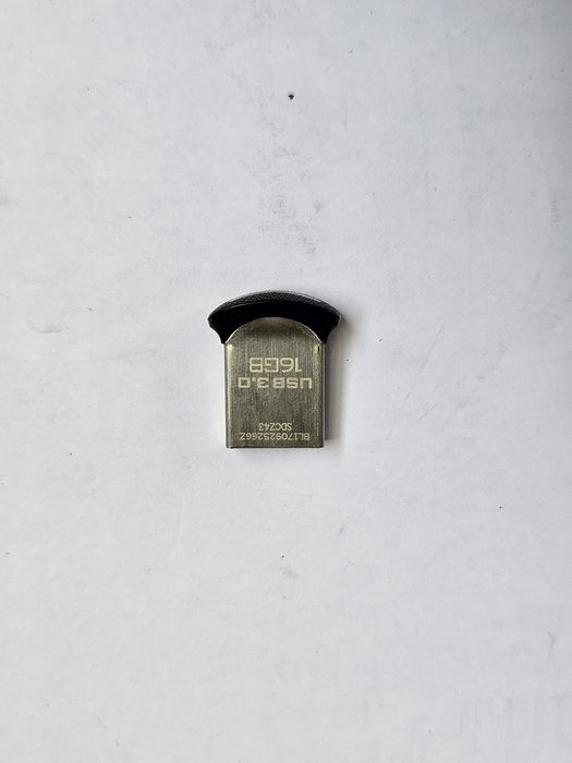 Кулер и usb флешка