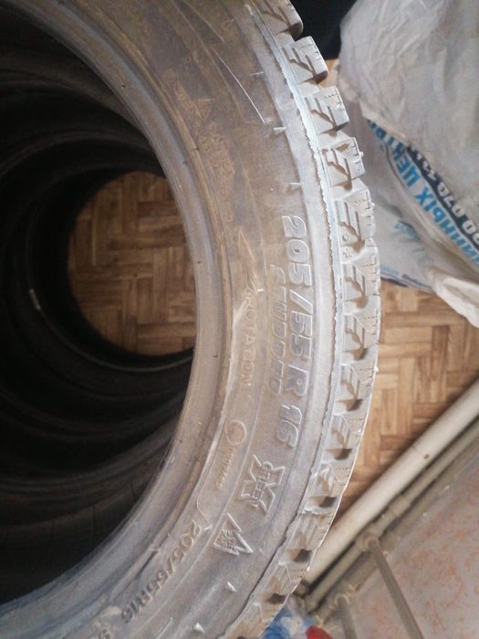 Продается Шины хорошего состояние