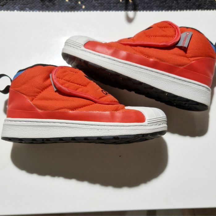 Adidasi numărul  30