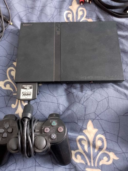 Playstation 2 Плейстейшън 2 Slim + игри