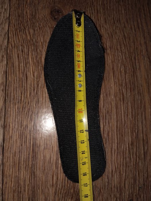 Продам детские весенние ботиночки!