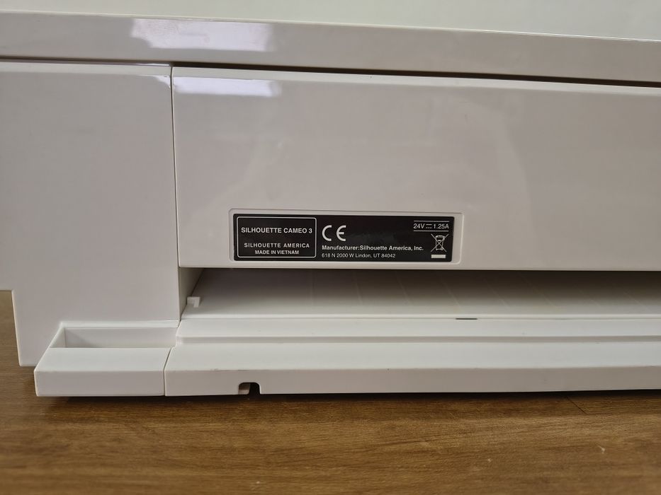 Silhouette Cameo 3 - Cutter Plotter