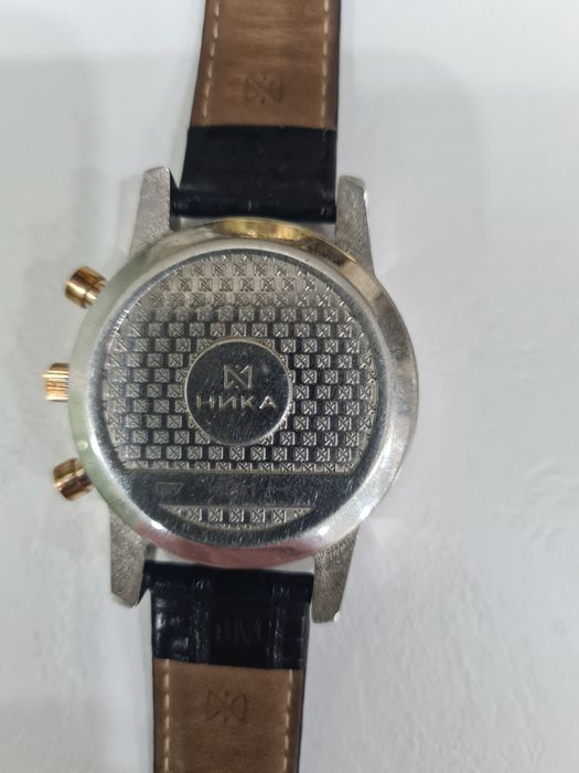 Продам золотые часы