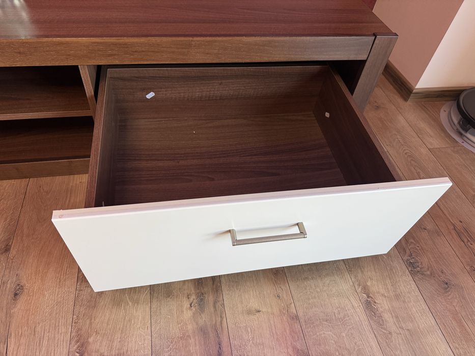 Vand set living comoda Tv, masuta cafea, vitrina, raft
