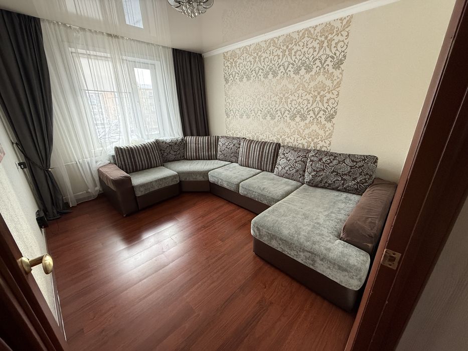 Продается диван угловой