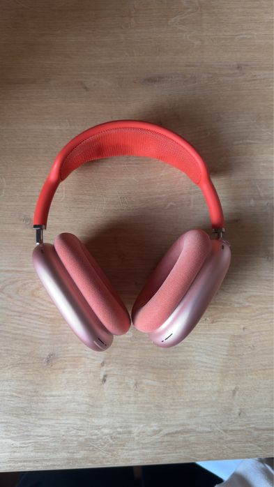 Продам наушники Apple AirPods Max