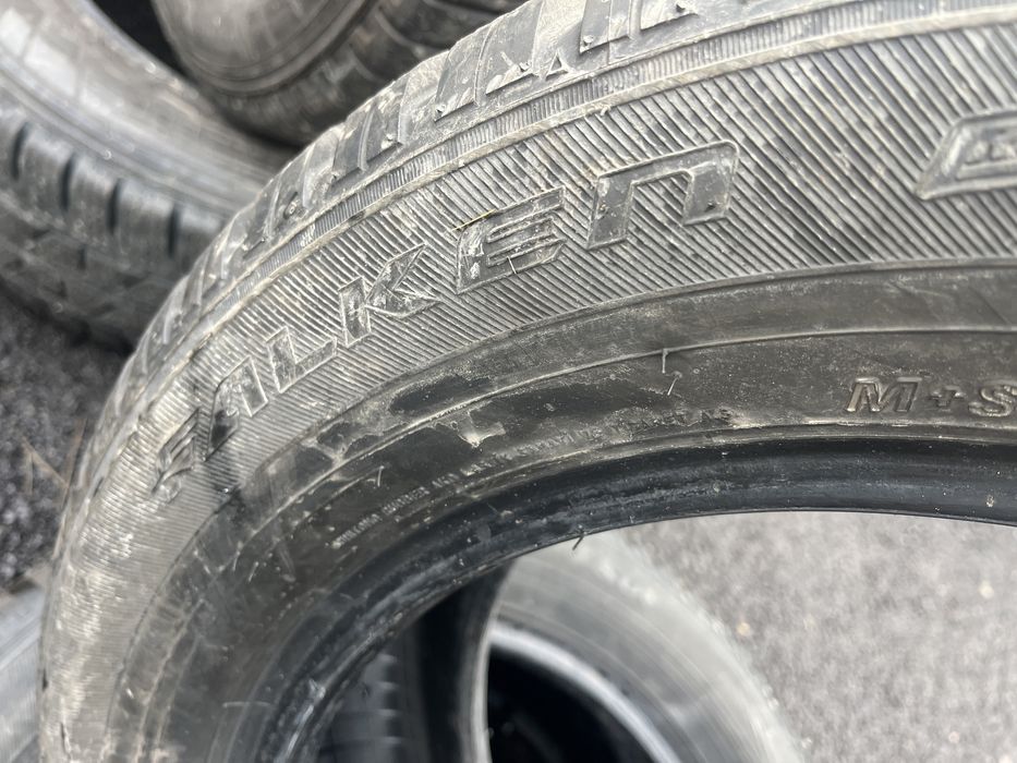 Гуми 215 60 17 Falken