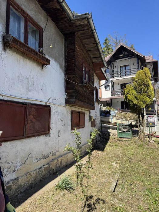 Vand casa batraneasca Sinaia,zona Furnica