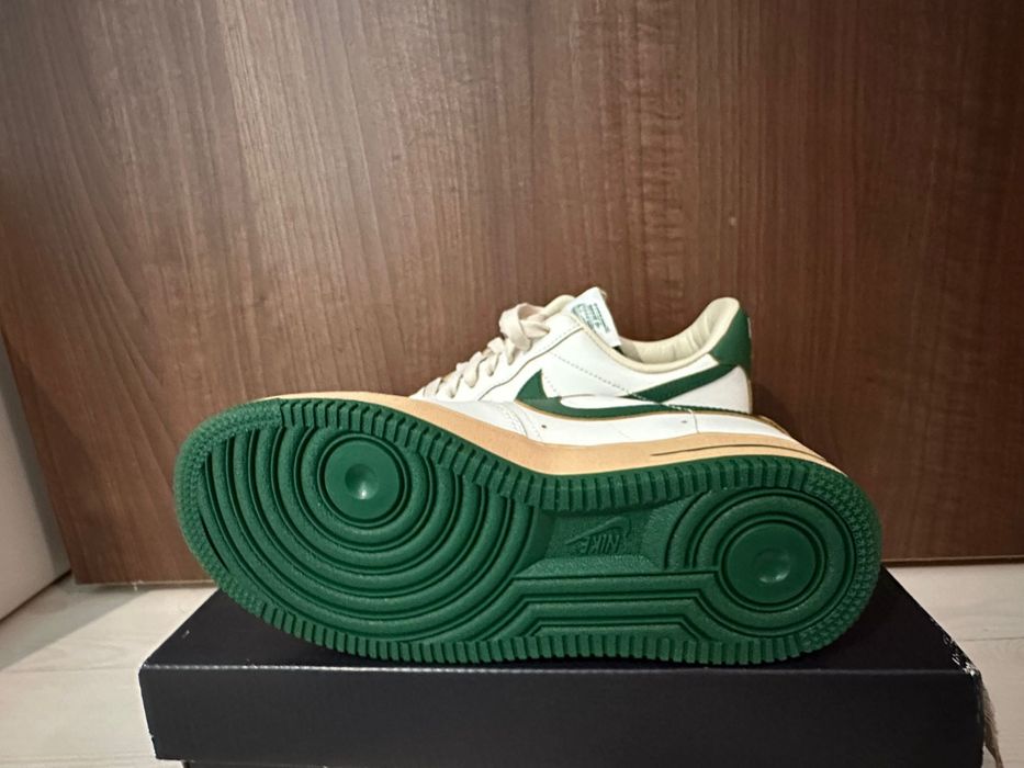 Nike WMNS Air Force 1 '07 LV8 VSPT