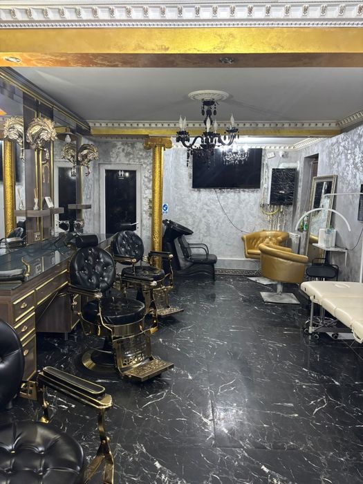 Vând  salon   Frizerie Afacere la cheie