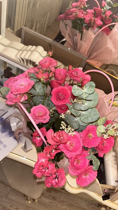 Продам свежие кустовые розы