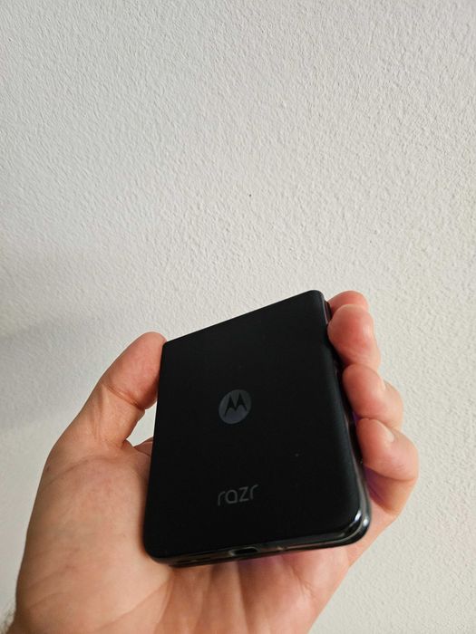 Motorola razr 50 ultra 512 gb Husa cadou garantie.