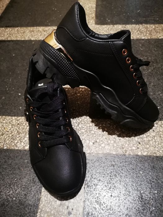 Дамски маратонки