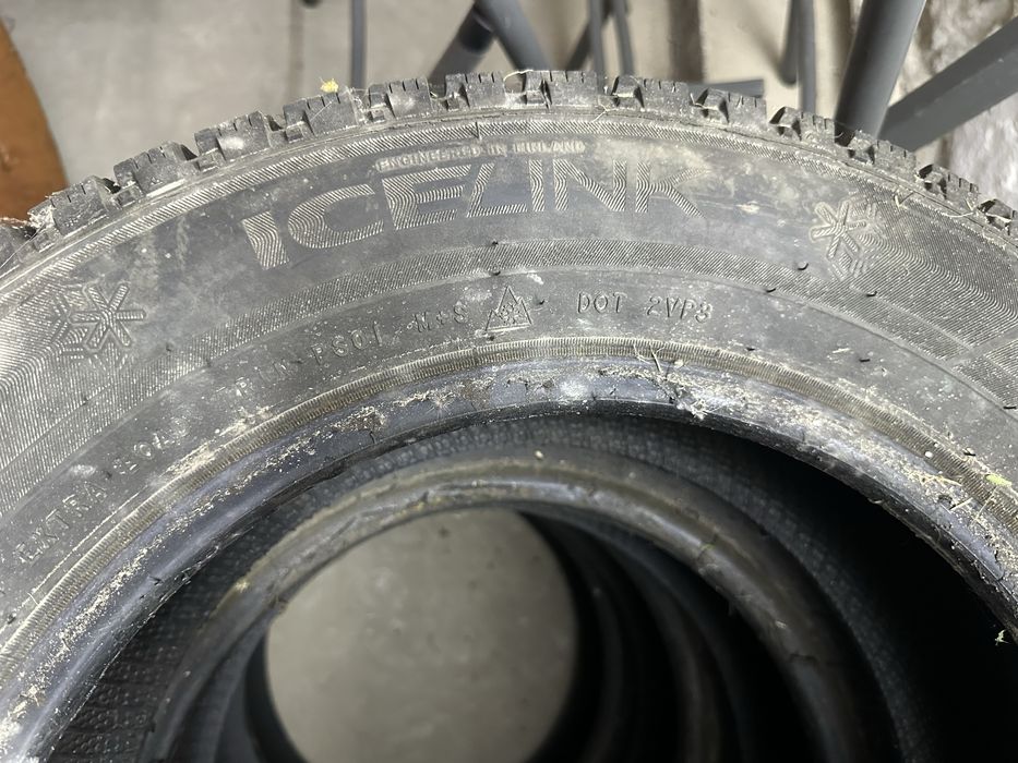 Продам резину 195/65/15