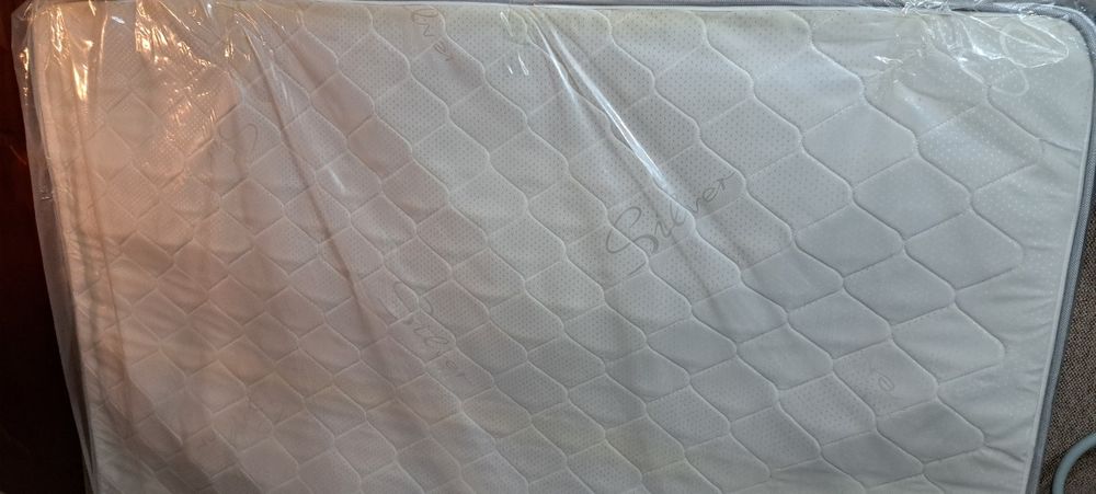 Отдам матрас даром