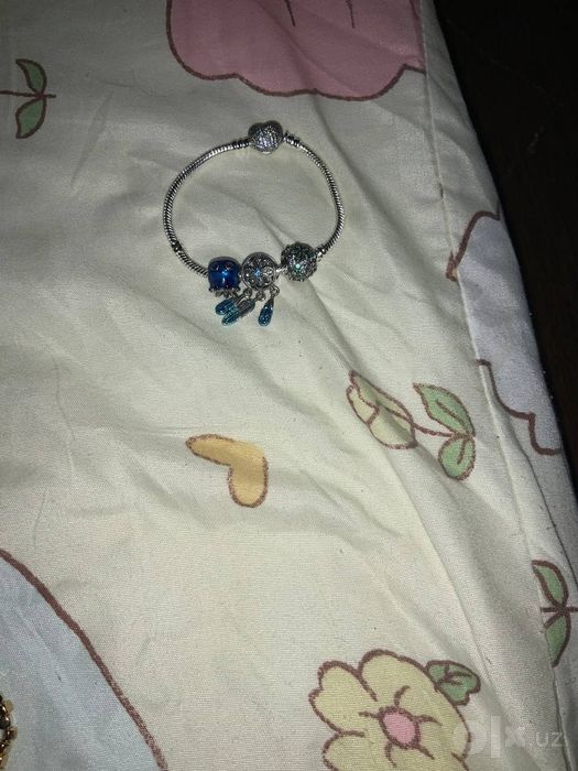 Pandora браслет .
