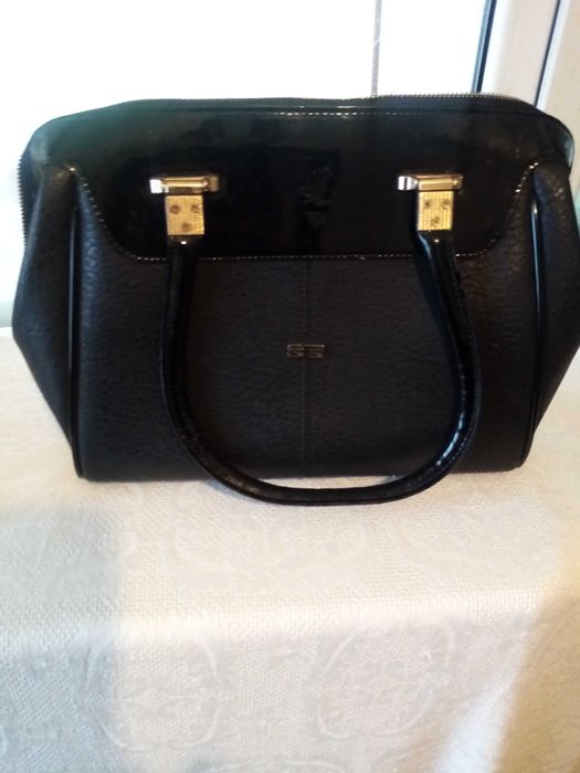 Продавам дамски чанти