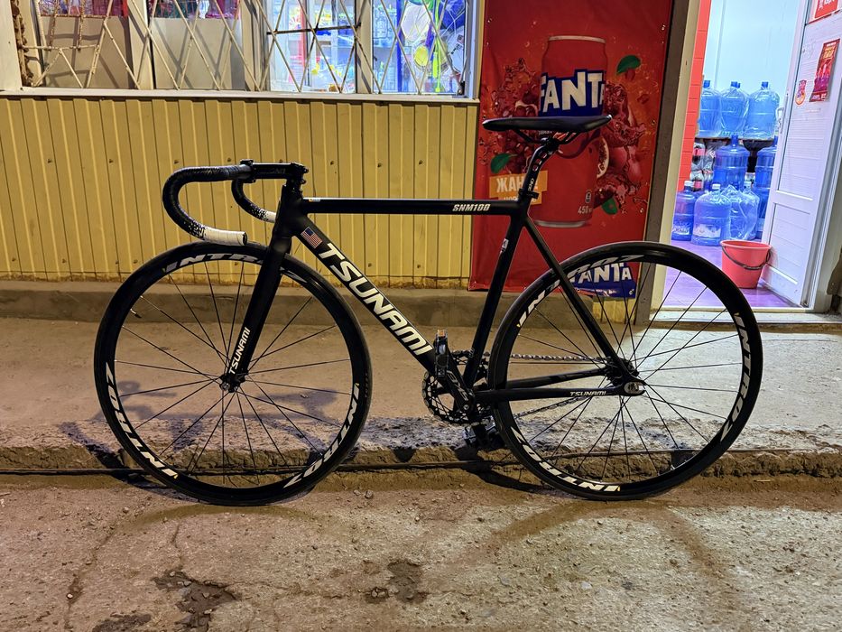 Fixed gear tsunami snm 100