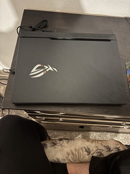 Laptop Asus ROG STRIX g531 gt