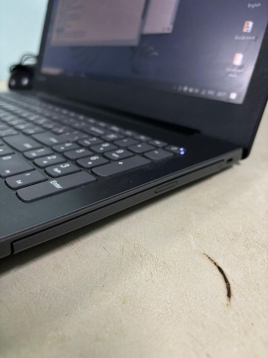 Lenovo Ideapad ноутбук