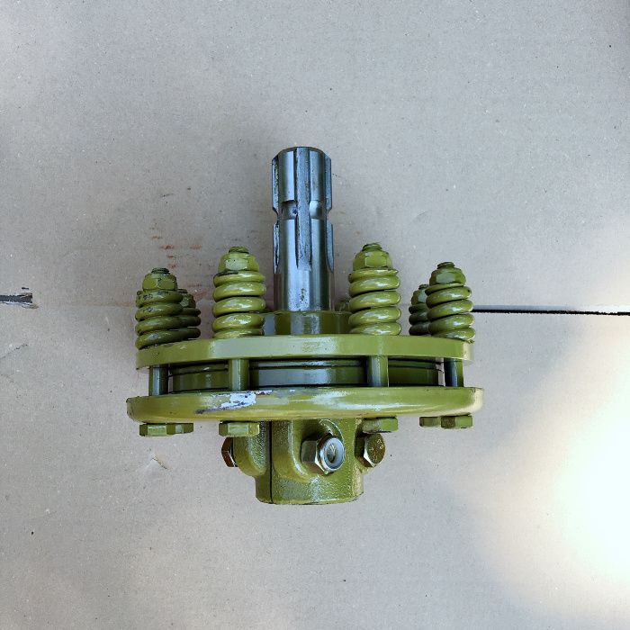 Ambreiaj atasabil universal cardan utilaje agricole