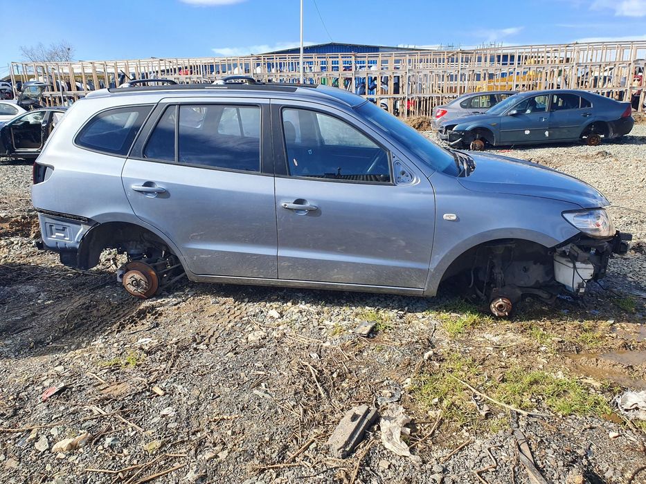 Dezmembrari  Hyundai SANTA FE 2 (CM)  2005  > 0000 2.2 CRDi GLS 4x4 M