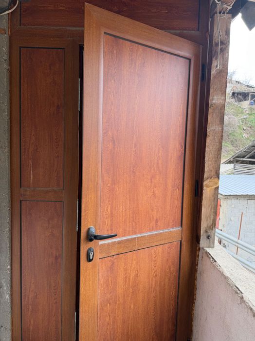 Продава се къща на  30км от Гр.Благоевград