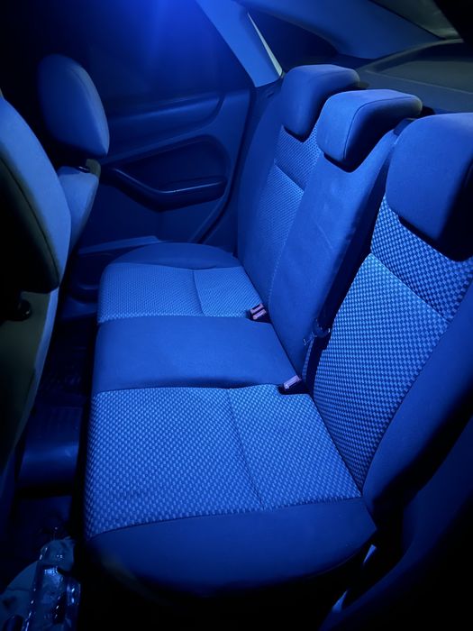 Ford Focus 2 1.6tdci 90 cp full,trapa electrica,xenon carte service