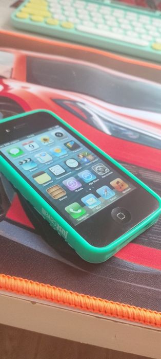 iPhone 4S 32GB iOS 6.1.3 Black