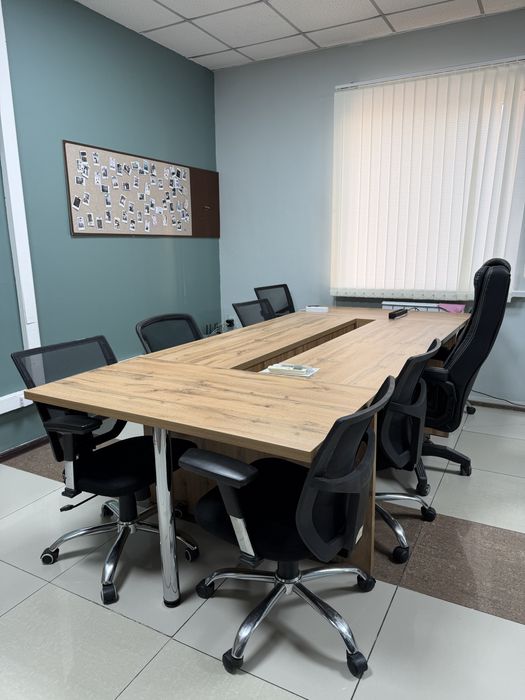 Продам Конференц стол