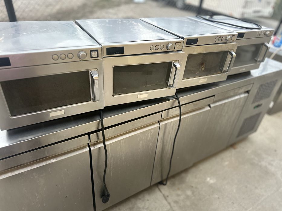 Микровълнова печка 1800 watt