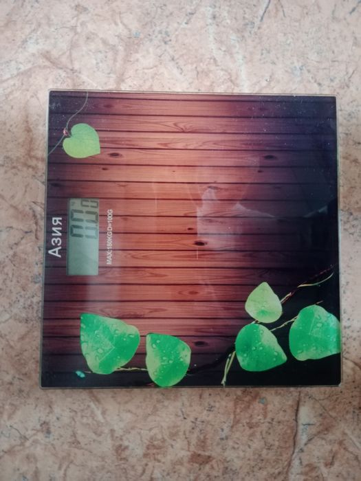 Продам весы электронные б/у