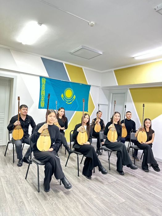 Домбыра үйрену 8-60 жас аралығы