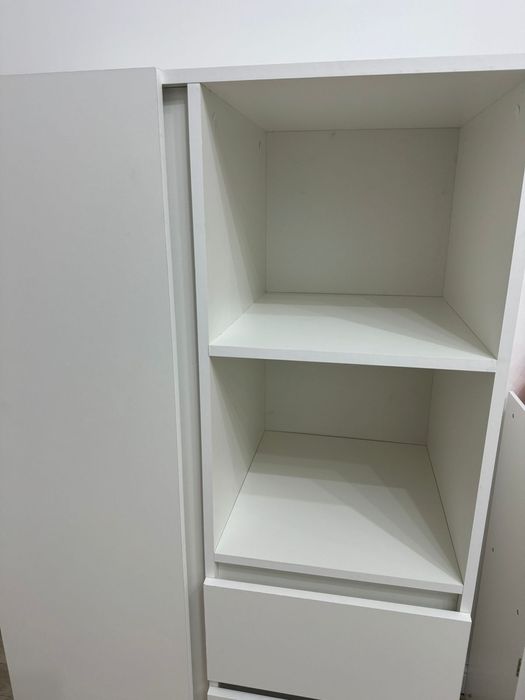 Продам распашной шкаф