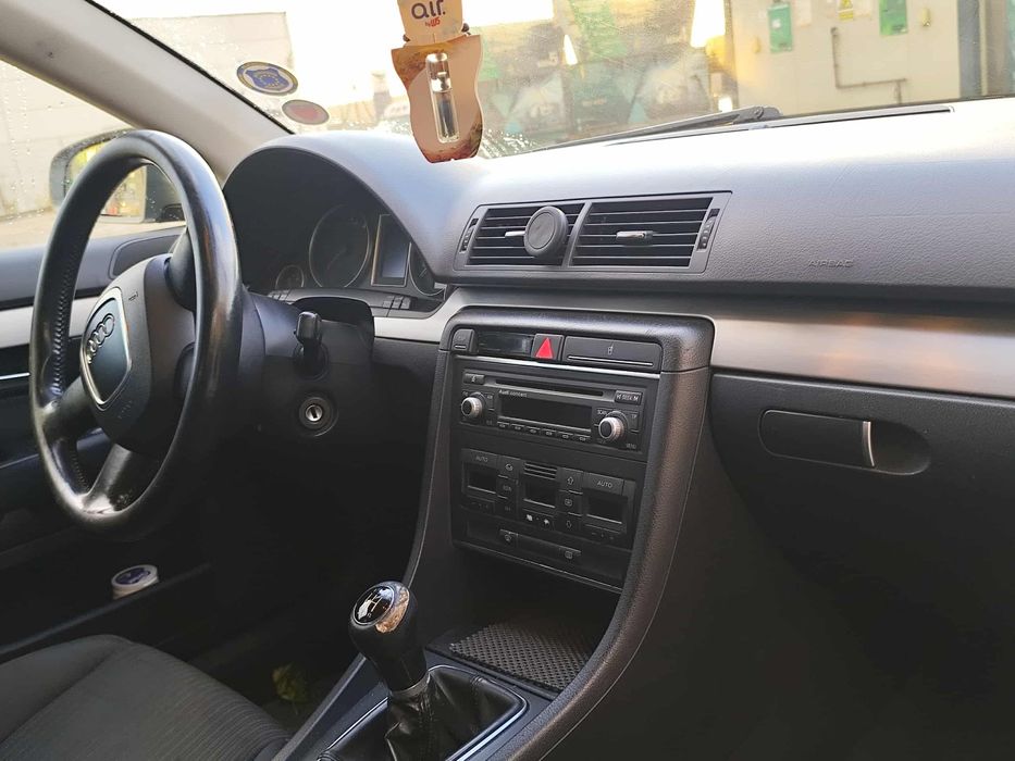 Vând Audi A4 B7 1.9 TDI